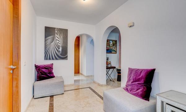 Villa mit 4 Schlafzimmern in El Madronal (8)