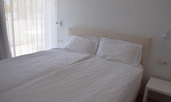 Wohnung mit 2 Schlafzimmern in Playa del Duque (11)