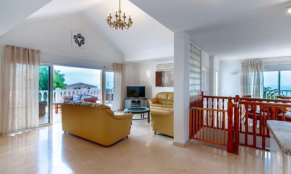 5 Bedroom Villa-Callao Salvaje (12)