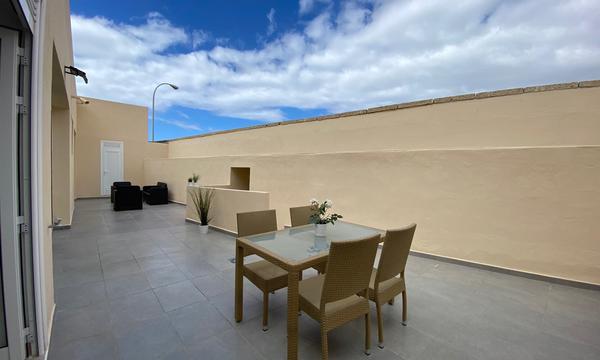 Exclusive villa in San Eugenio with private pool (63)