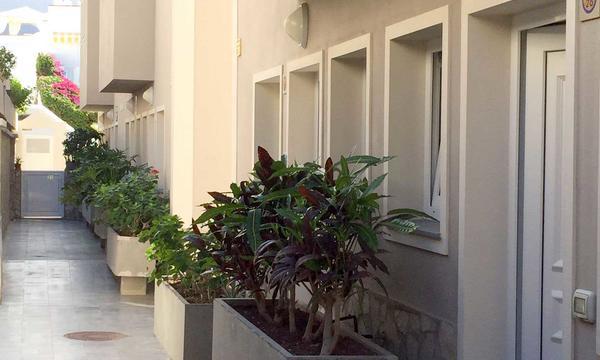 Modern Townhouse for Sale in Callao Salvaje (0)