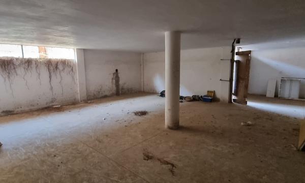 Unfinished house for sale in Las Rosas (37)