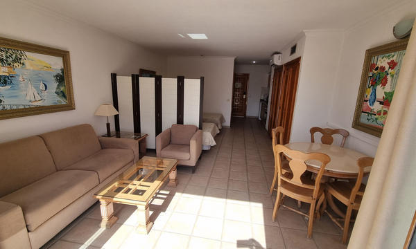 BEVERLY HILLS CLUB, LOS CRISTIANOS (4)