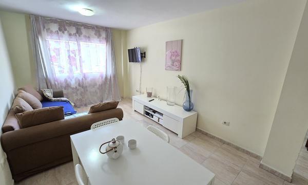 Wohnung mit 2 Schlafzimmern in San Isidro (1)