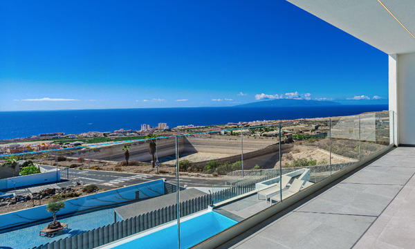 Luxusvilla mit Meerblick (4)