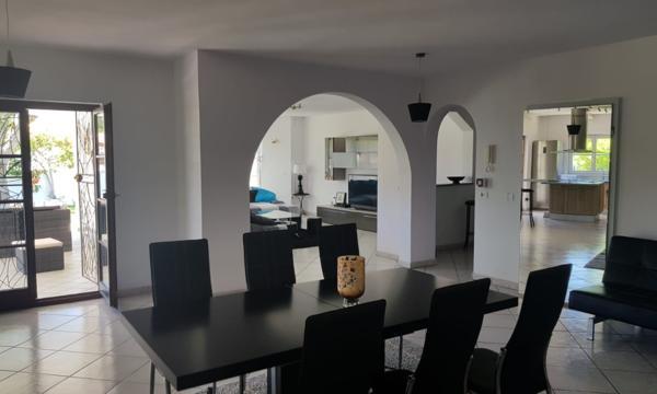Villa Con 5 dormitorios En Playa Paraiso (32)